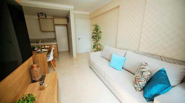 Mastering the Art of Protecting Your Antique Jewelry Collection During a UK Move